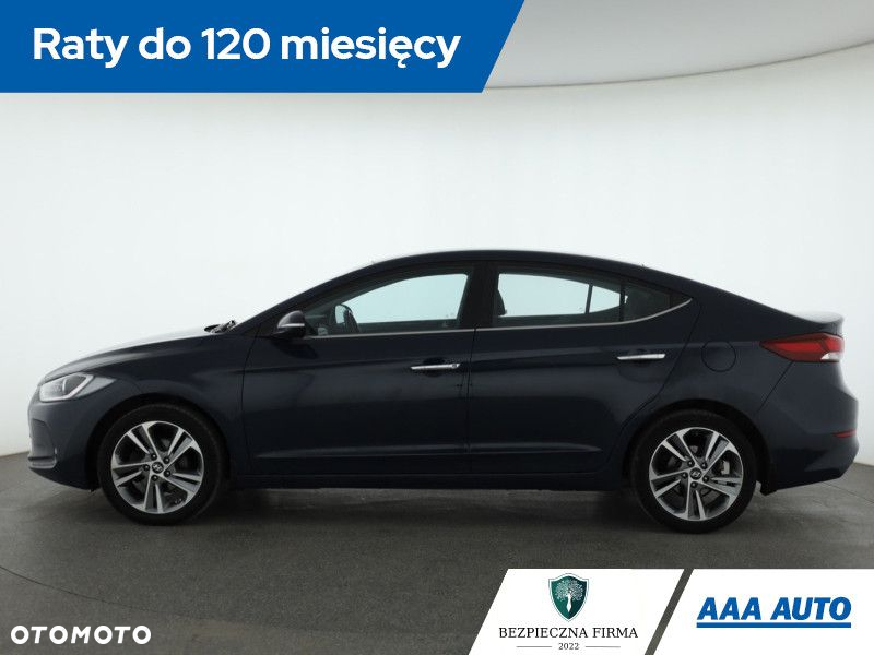 Hyundai Elantra - 3