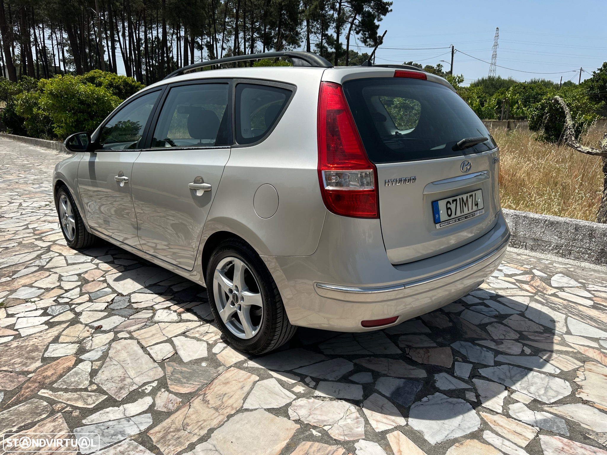 Hyundai i30 CW 1.6 CRDi Blue Comfort - 3
