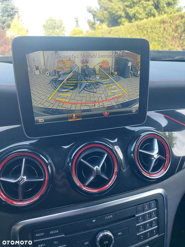 Mercedes-Benz CLA 220 4Matic 7G-DCT AMG Line - 8