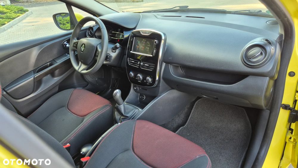 Renault Clio - 28