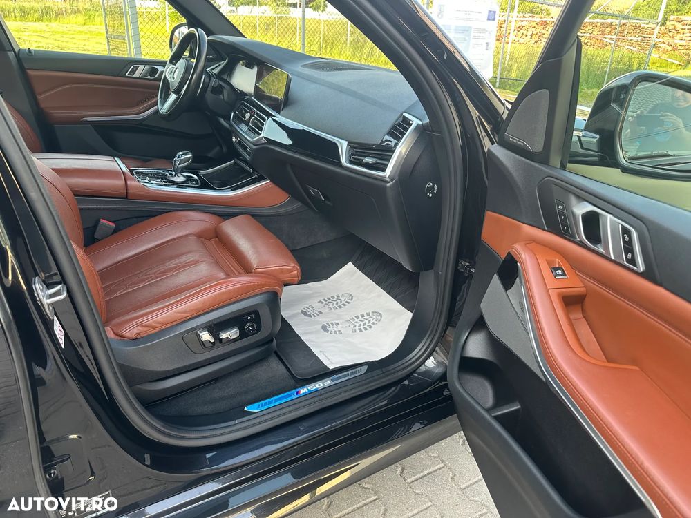 BMW X5 M M50d - 11