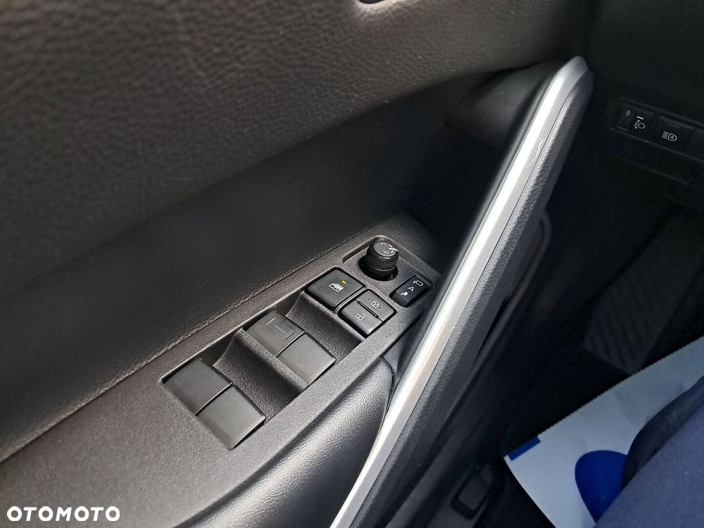 Toyota Corolla Cross 2.0 Hybrid Comfort - 16