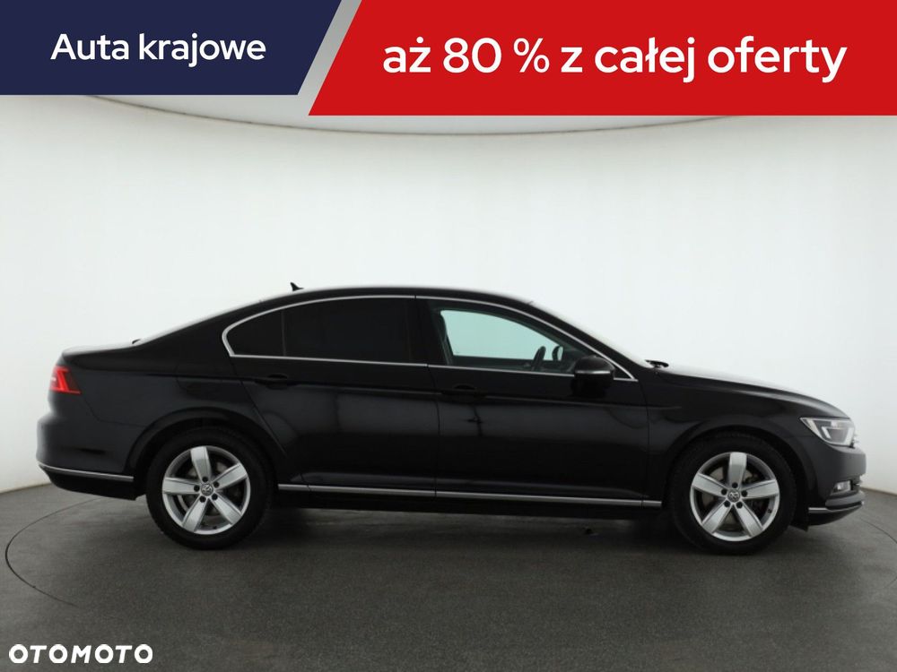 Volkswagen Passat - 8