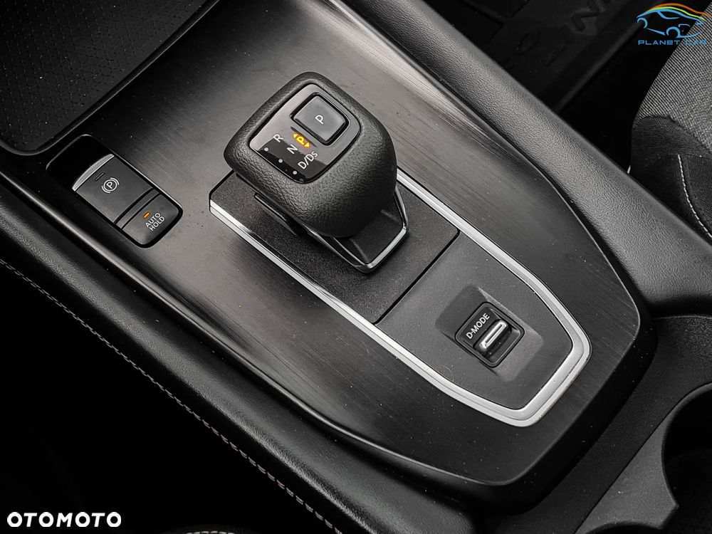 Nissan Qashqai 1.3 DIG-T N-Connecta DCT - 37