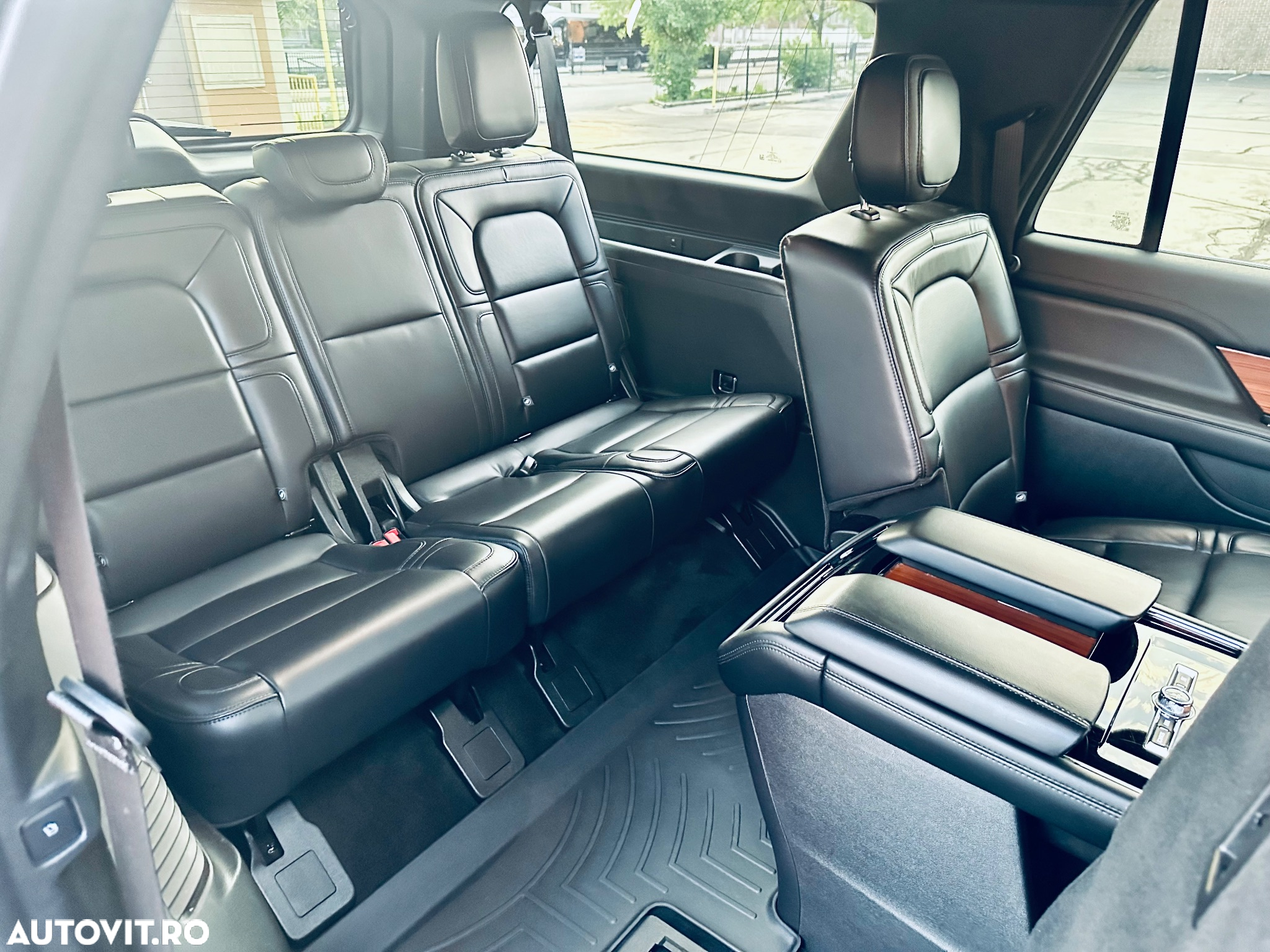 Lincoln Navigator - 15