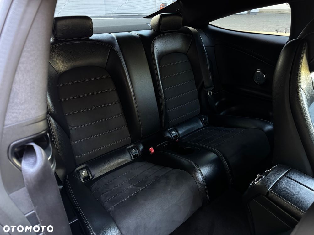 Mercedes-Benz Klasa C 220 d 9G-TRONIC AMG Line - 26