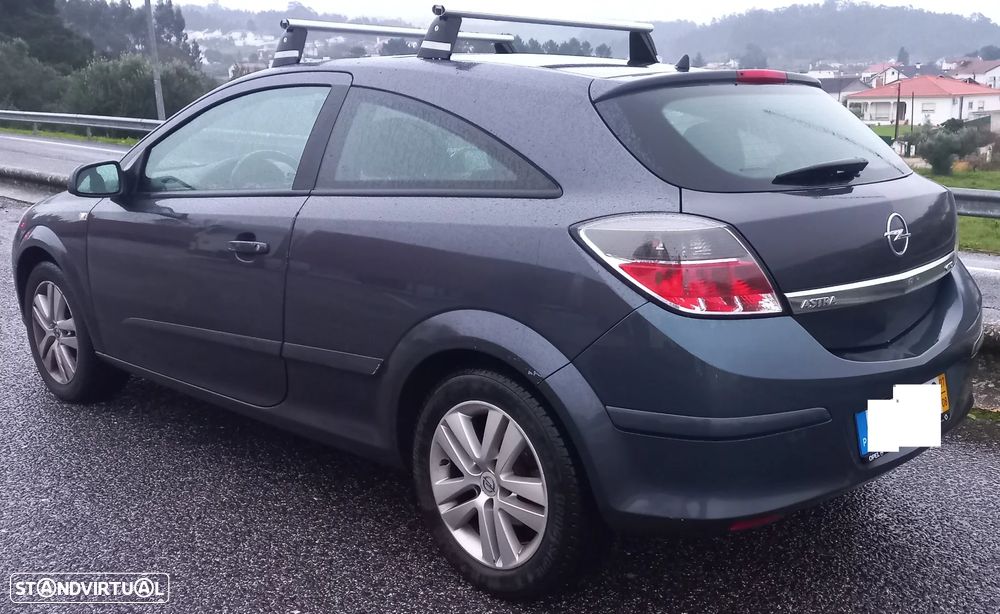 Opel Astra GTC 1.7 CDTi - 2