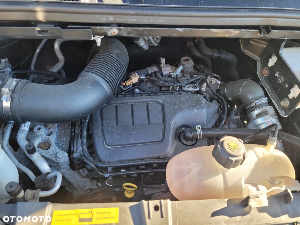 Opel Vivaro - 23