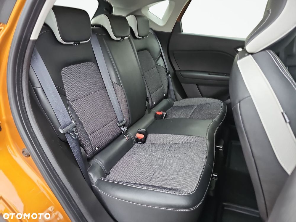 Renault Captur 1.3 TCe mHEV Techno EDC - 26