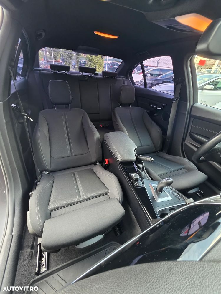 BMW Seria 3 320d Aut. - 10