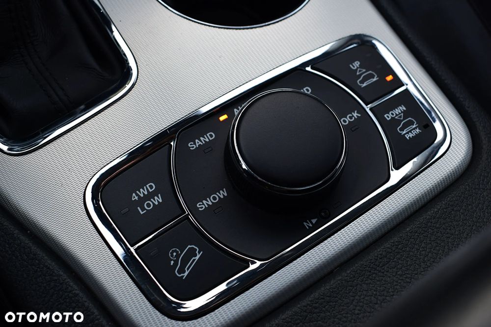 Jeep Grand Cherokee 3.0 CRD Summit - 19