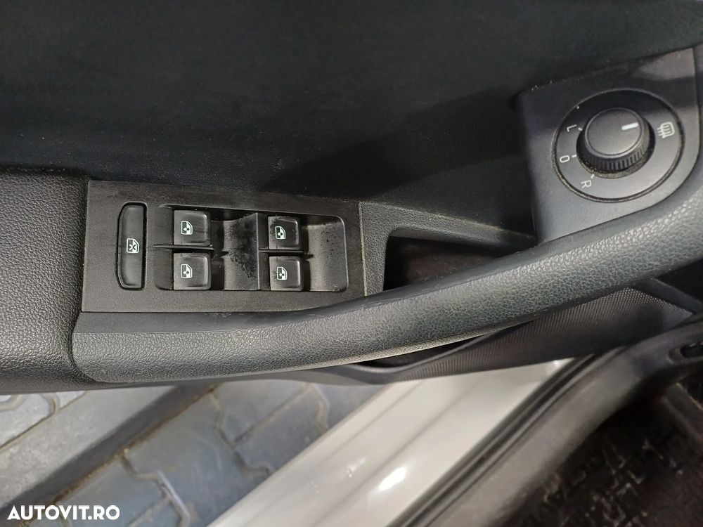 Skoda Octavia 1.6 TDI Ambition - 7