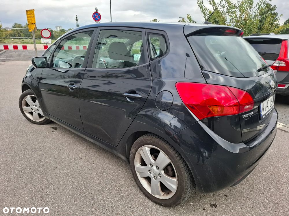 Kia Venga - 3