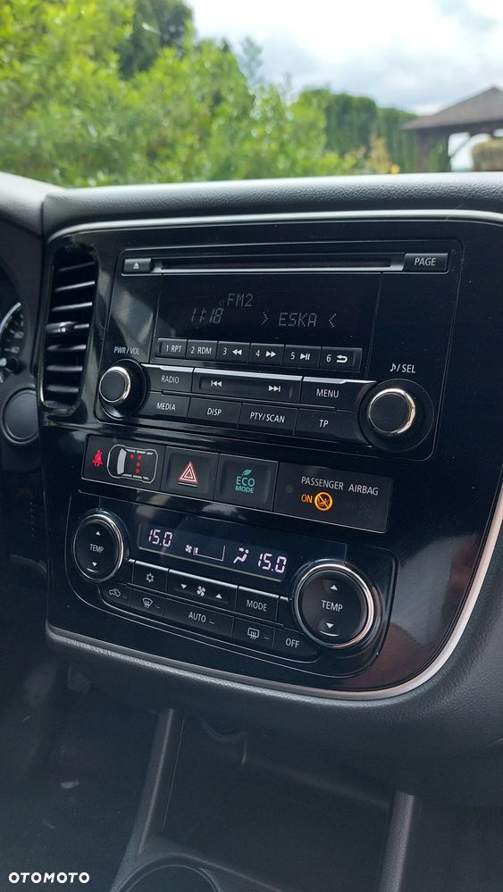 Mitsubishi Outlander 2.0 2WD Invite - 17