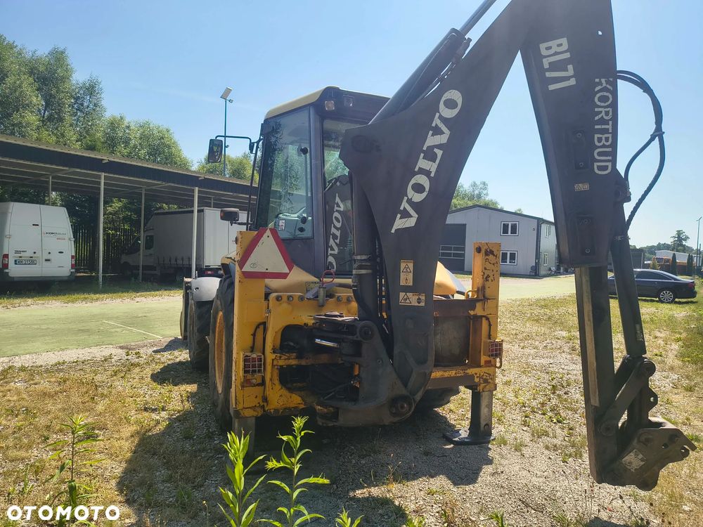 Volvo BL71 - 4