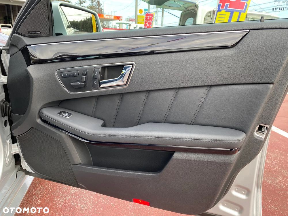 Mercedes-Benz Klasa E 63 AMG AMG Speedshift 7G-MCT - 15