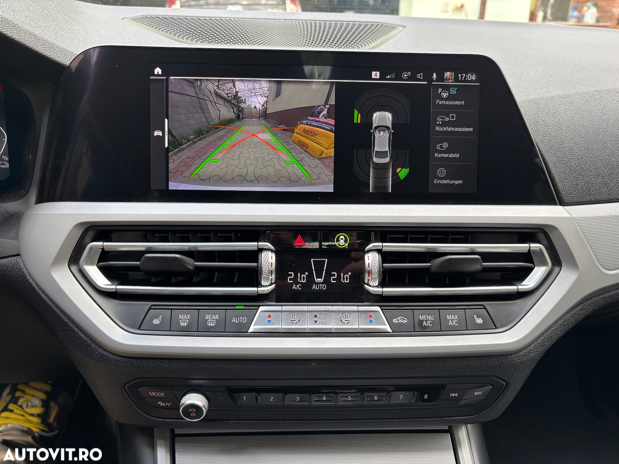 BMW Seria 3 330e Aut. Sport Line - 9