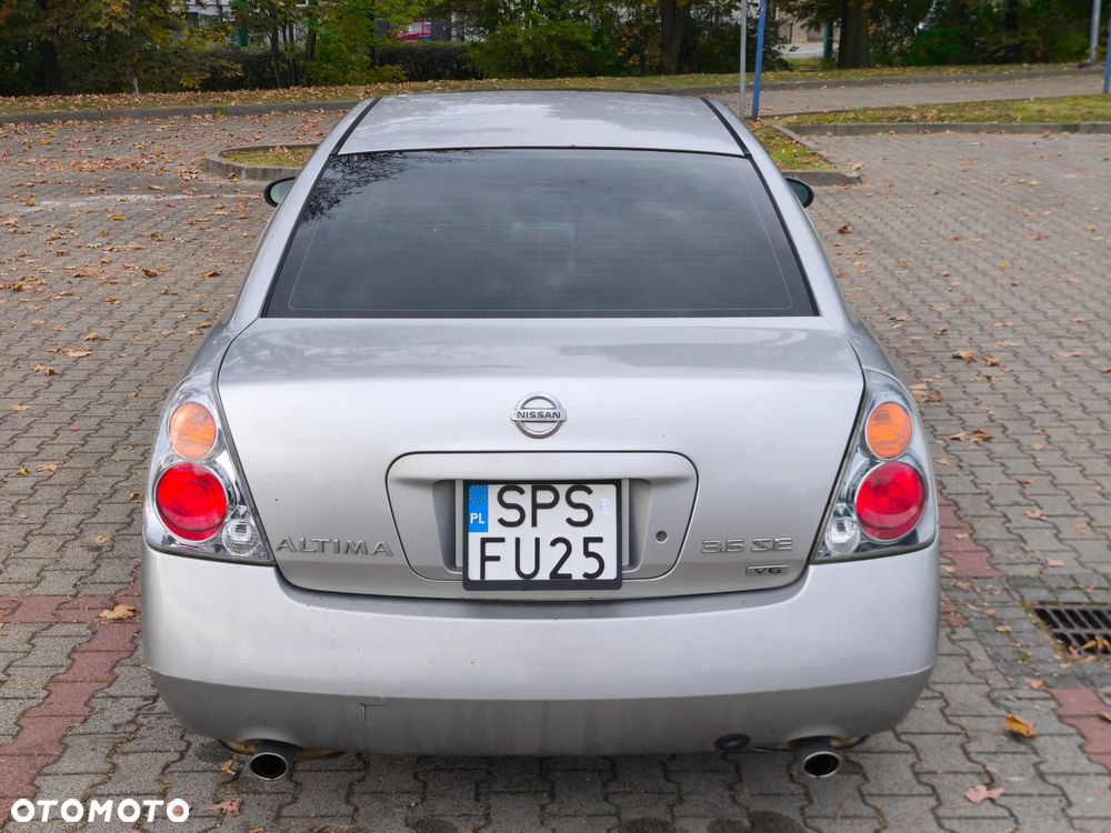 Nissan Altima