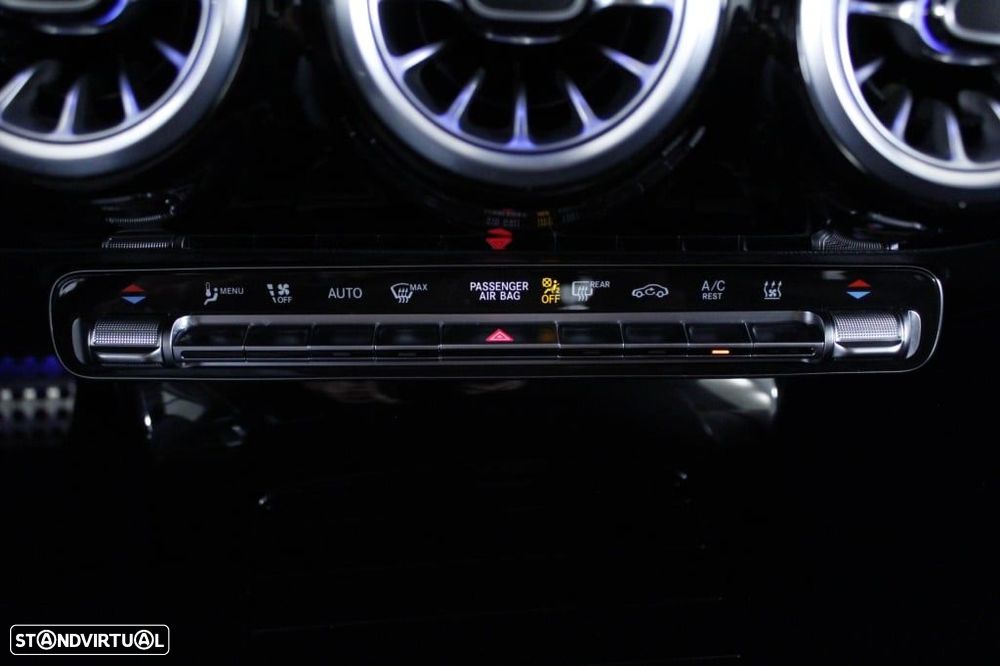 Mercedes-Benz A 250 e - 31