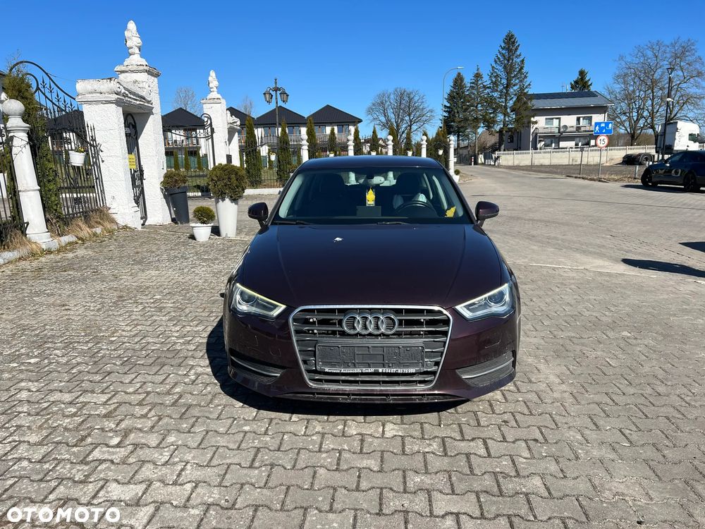 Audi A3 Sportback - 2