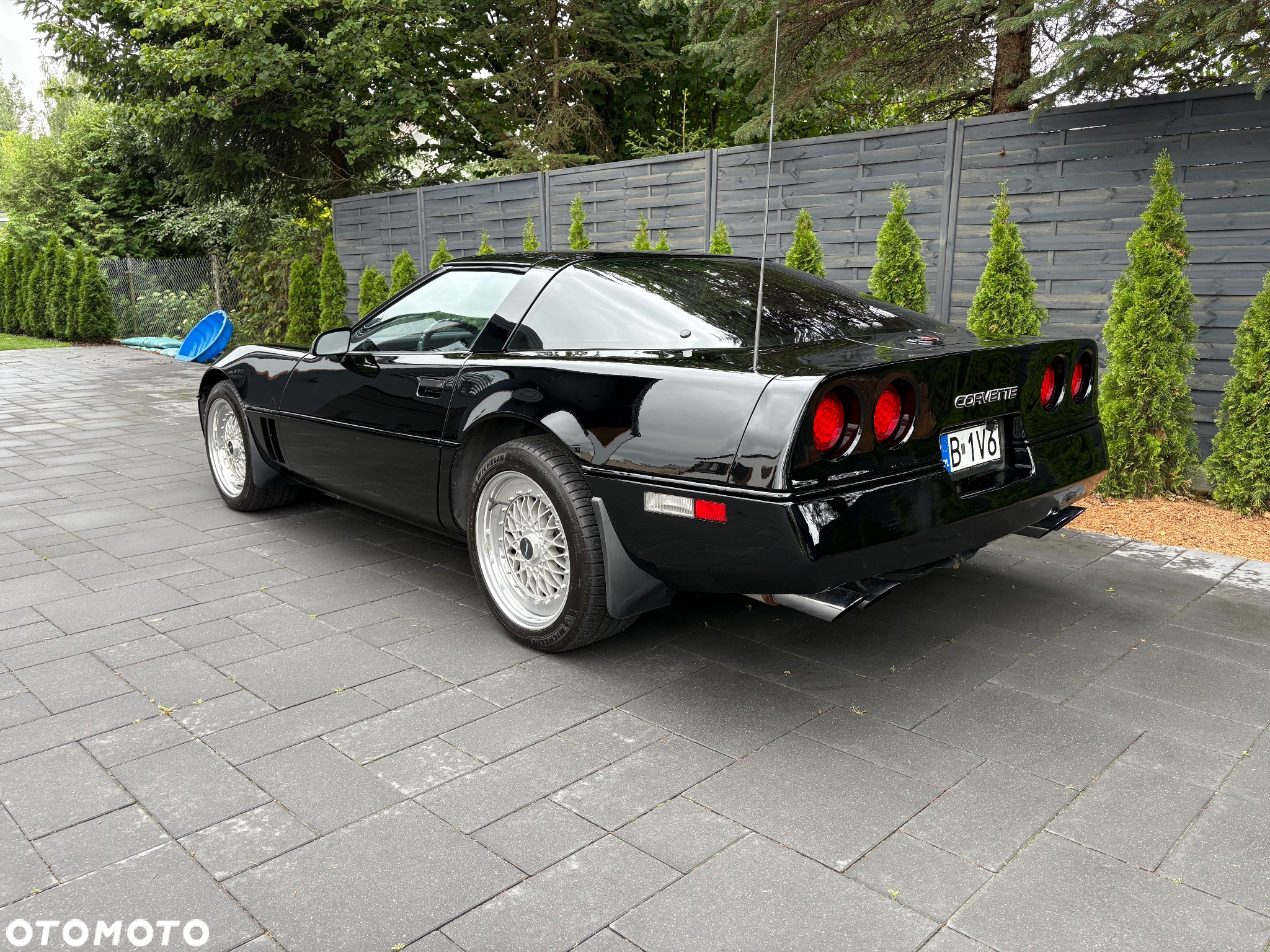 Chevrolet Corvette - 7