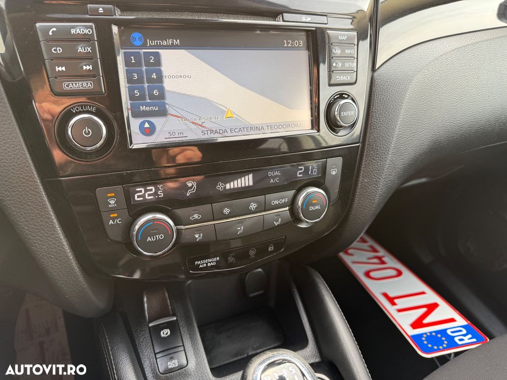 Nissan Qashqai 1.6 DCI TEKNA - 23