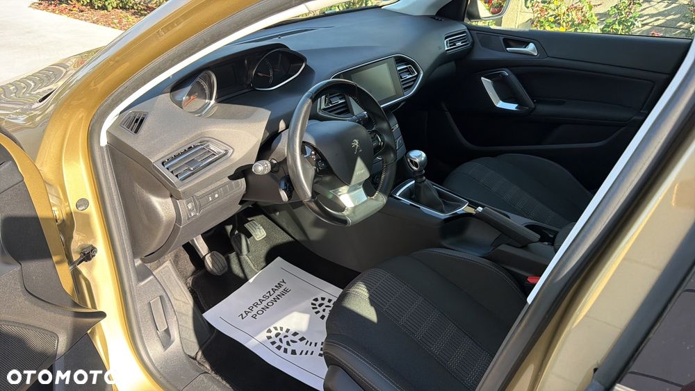Peugeot 308 - 19