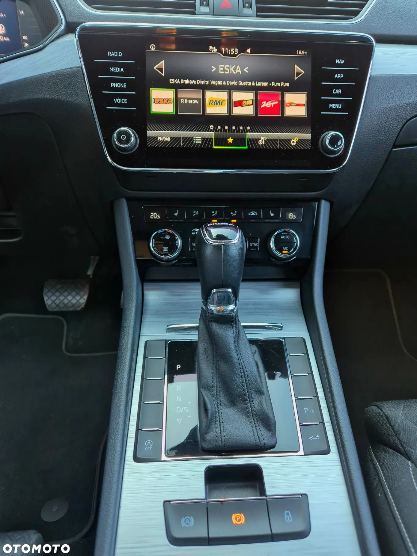 Skoda Superb 1.5 TSI Ambition DSG - 16