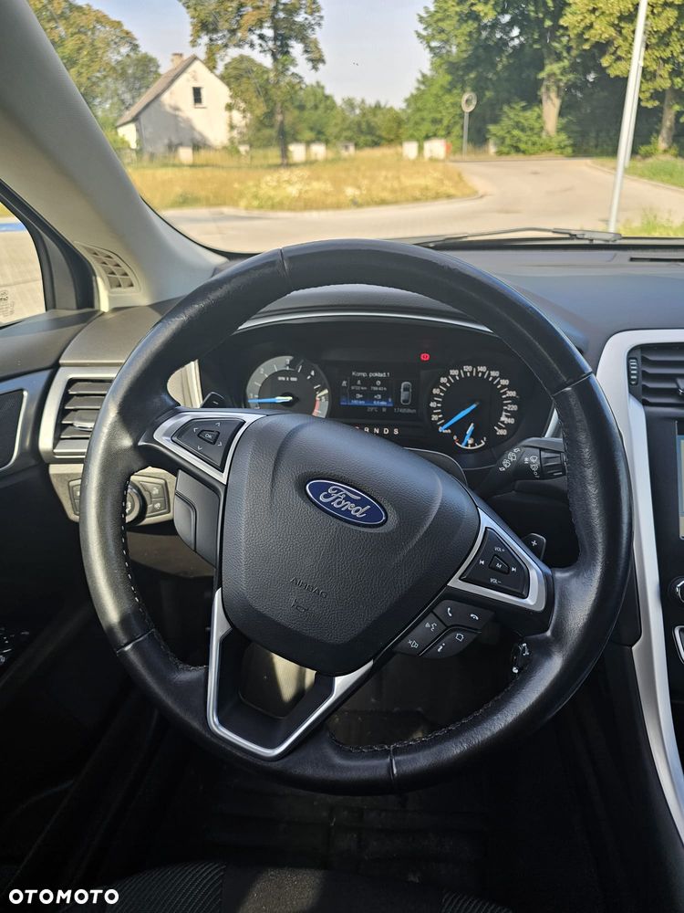 Ford Mondeo 2.0 TDCi Titanium PowerShift - 8