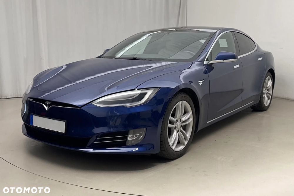 Tesla Model S Long Range Plus - 1