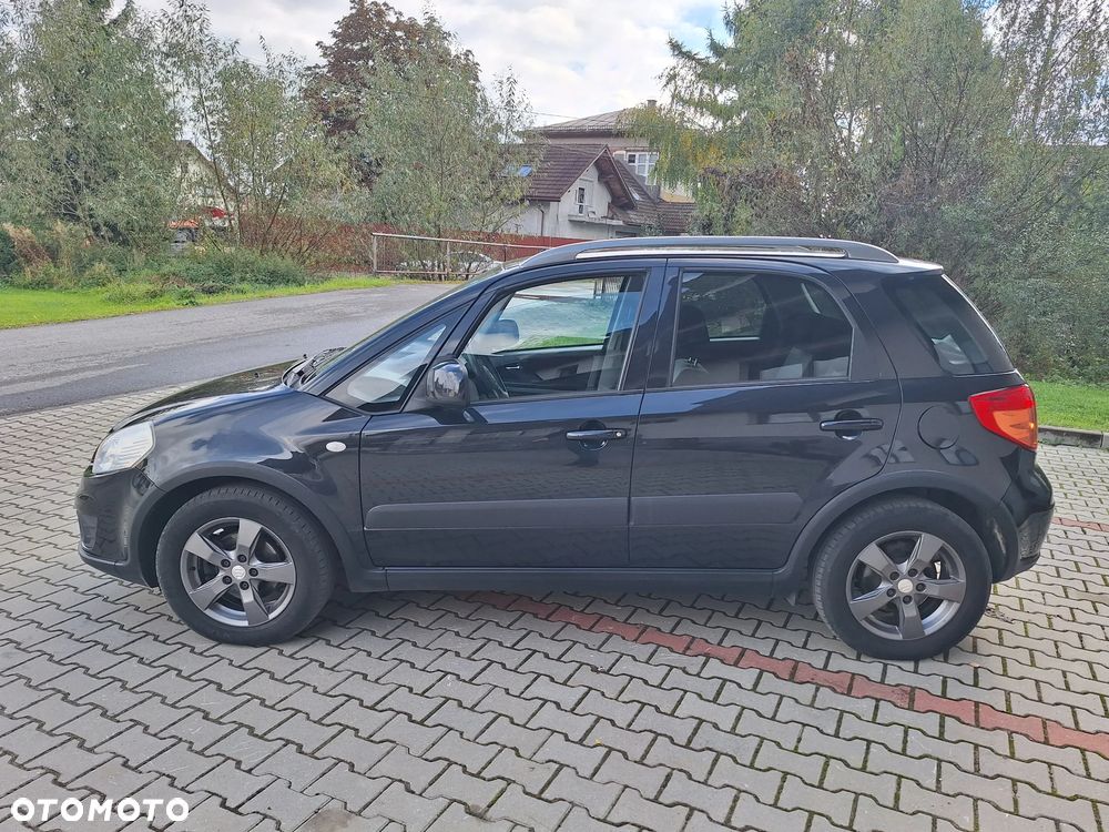 Suzuki SX4 1.6 Premium 4WD - 18