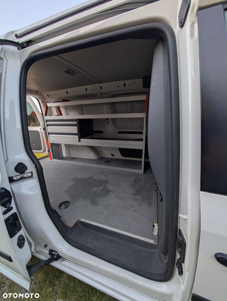 Volkswagen Caddy - 11