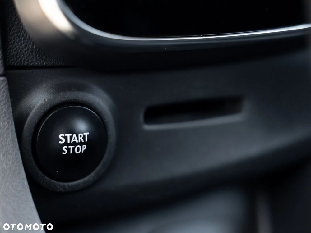 Renault Clio - 10