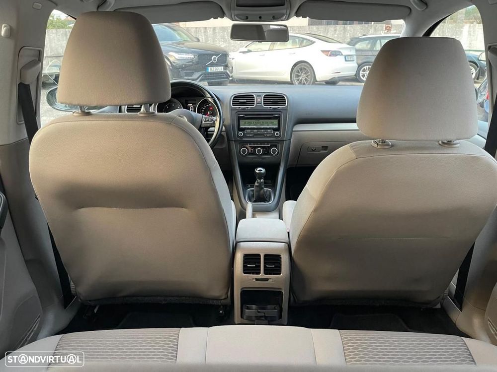 VW Golf 1.6 TDi Confortline - 15