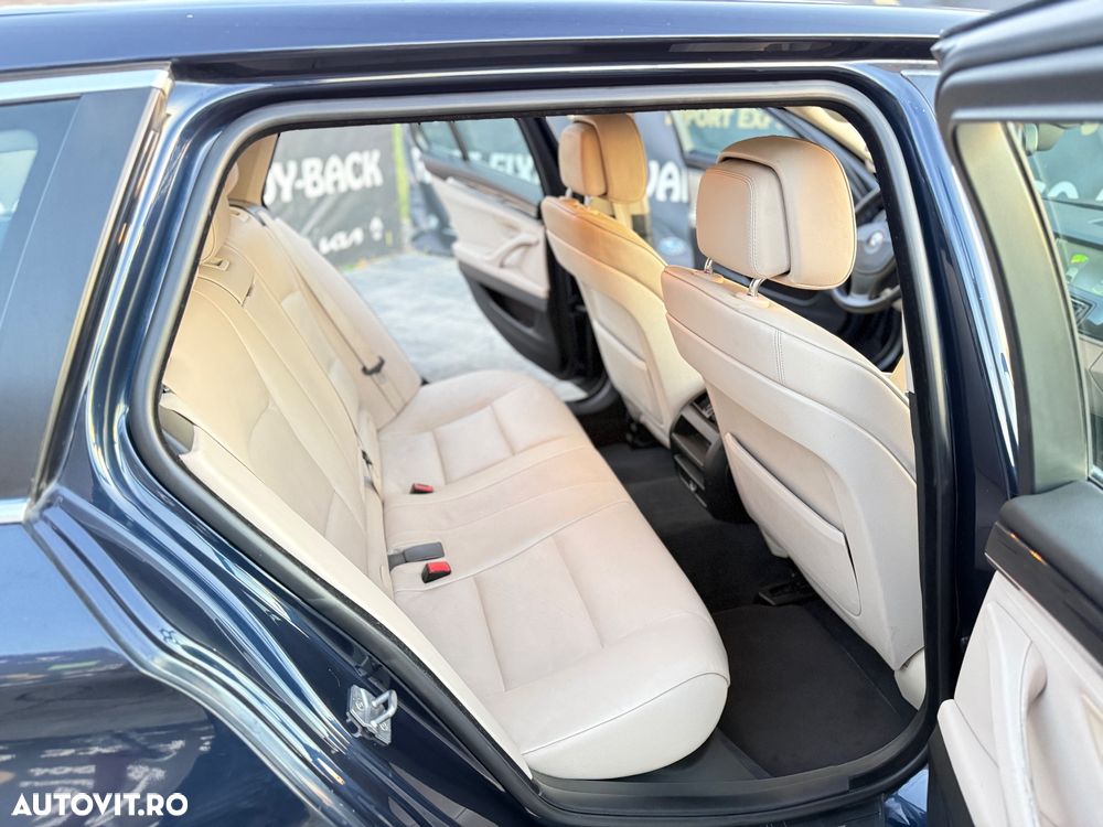 BMW Seria 5 530d xDrive - 7