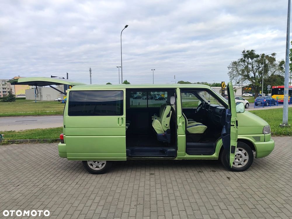 Volkswagen Multivan - 7