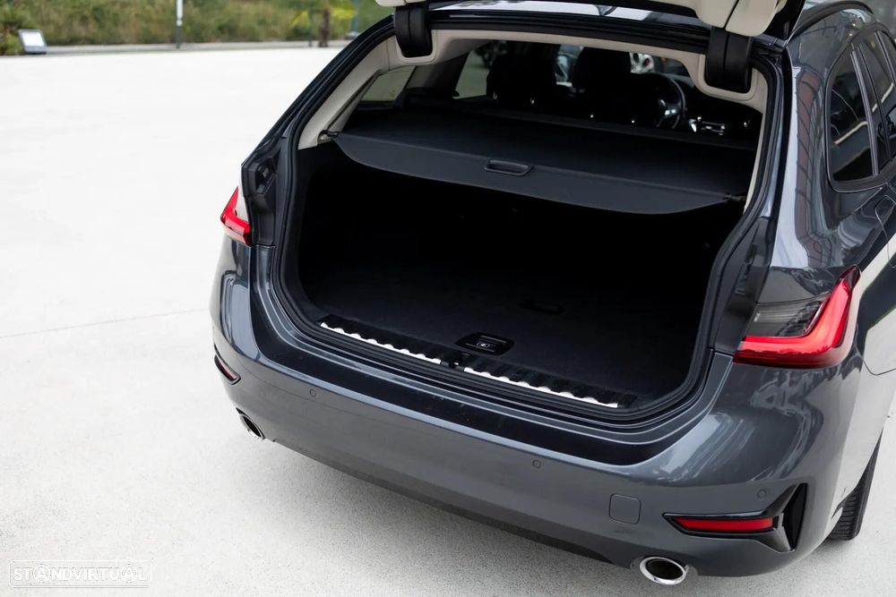 BMW 320 d Line Sport Auto - 42