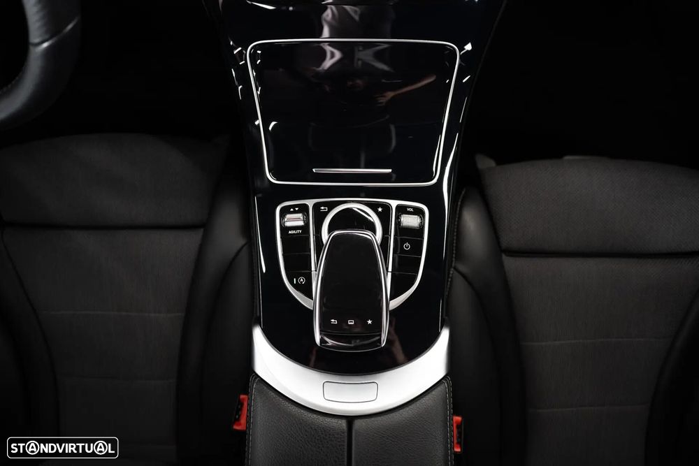 Mercedes-Benz C 250 CDi Avantgarde BlueEfficiency Aut. — fotografia 39