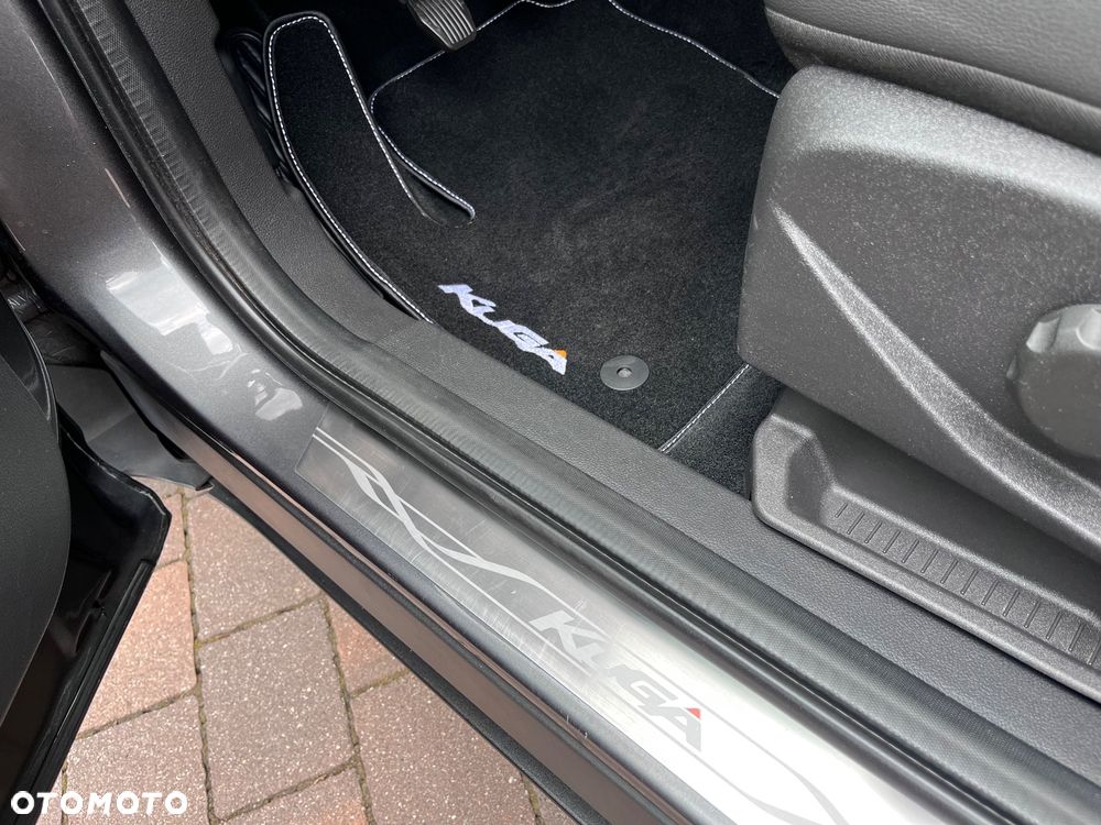 Ford Kuga 2.0 TDCi 4x4 Titanium - 18