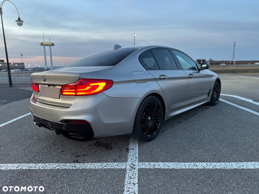 BMW Seria 5 520d M Sport - 5