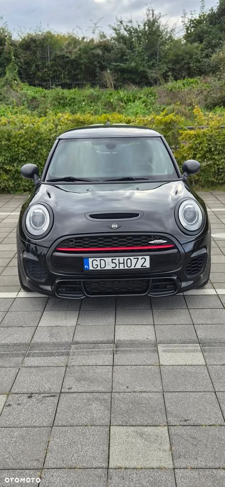 MINI John Cooper Works - 3