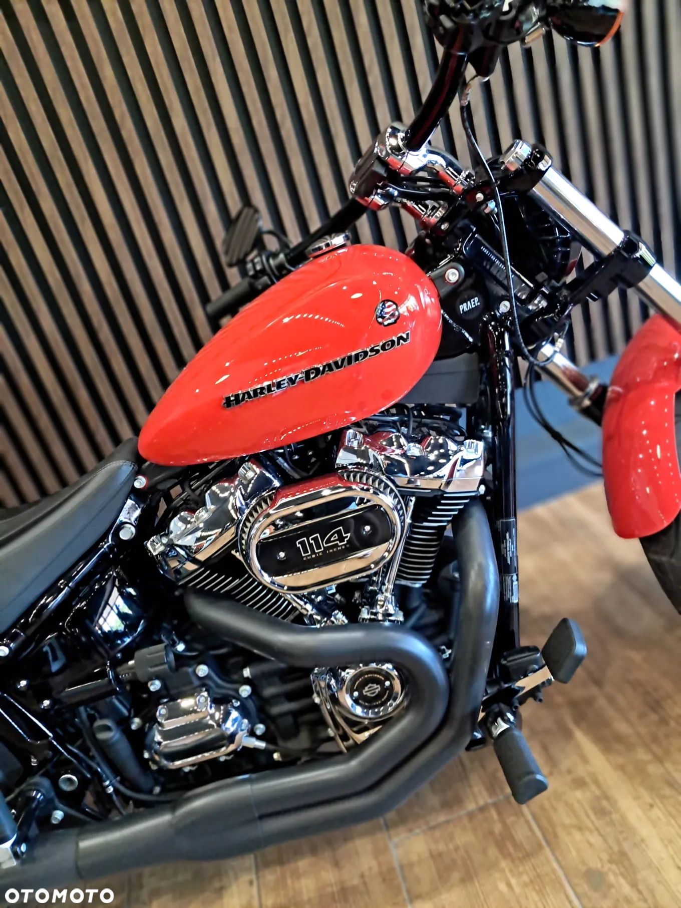 Harley-Davidson Softail Breakout - 1