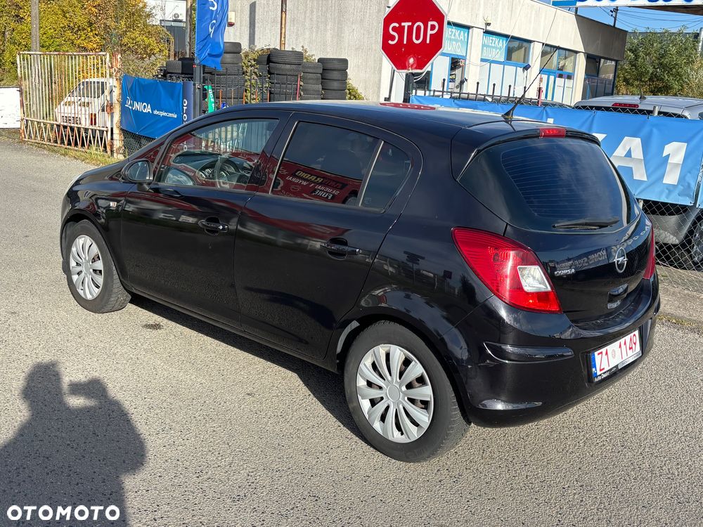 Opel Corsa 1.2 16V Edition - 9