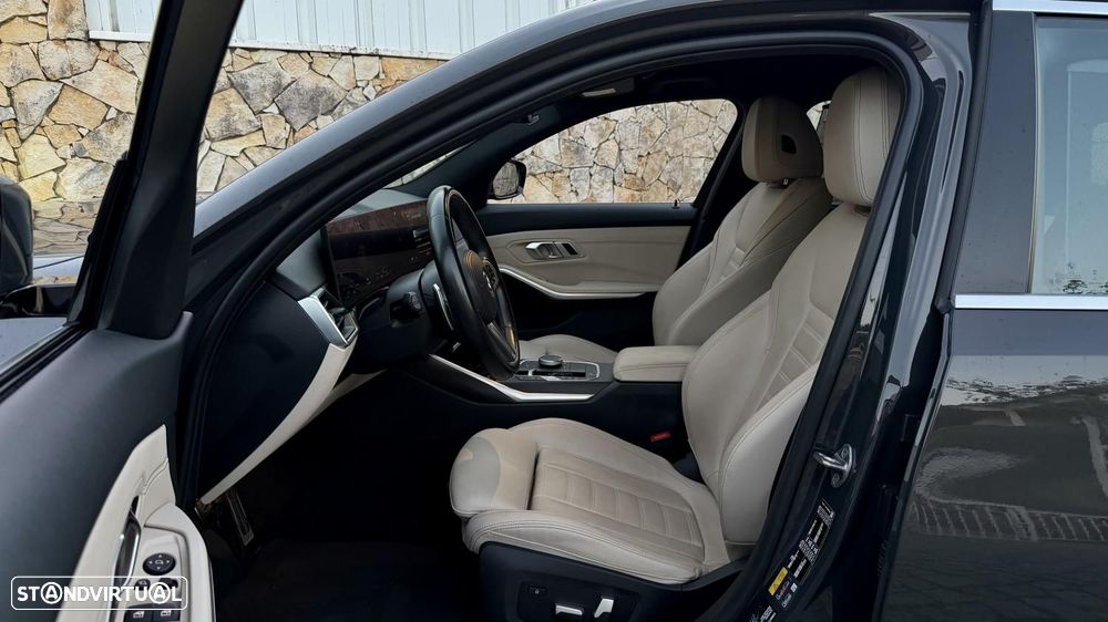 BMW 330 e Pack Desportivo M Auto - 4