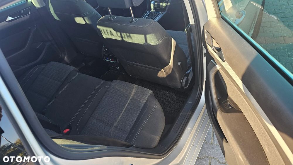 Volkswagen Passat 2.0 TDI BMT SCR Comfortline DSG7 - 9