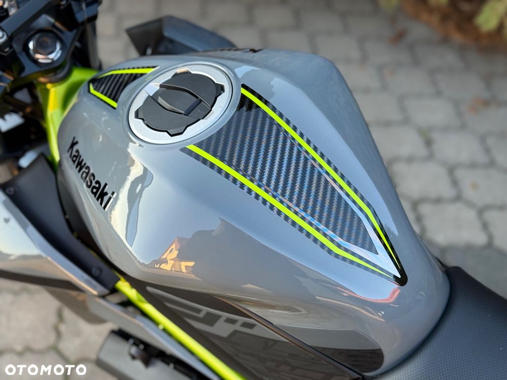 Kawasaki Z - 29