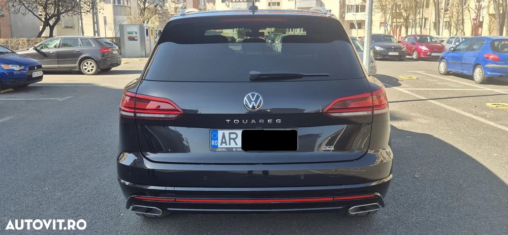 Volkswagen Touareg - 17
