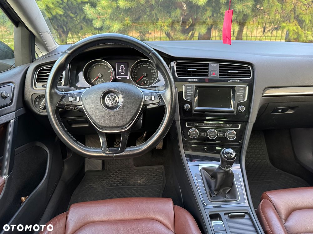 Volkswagen Golf - 19