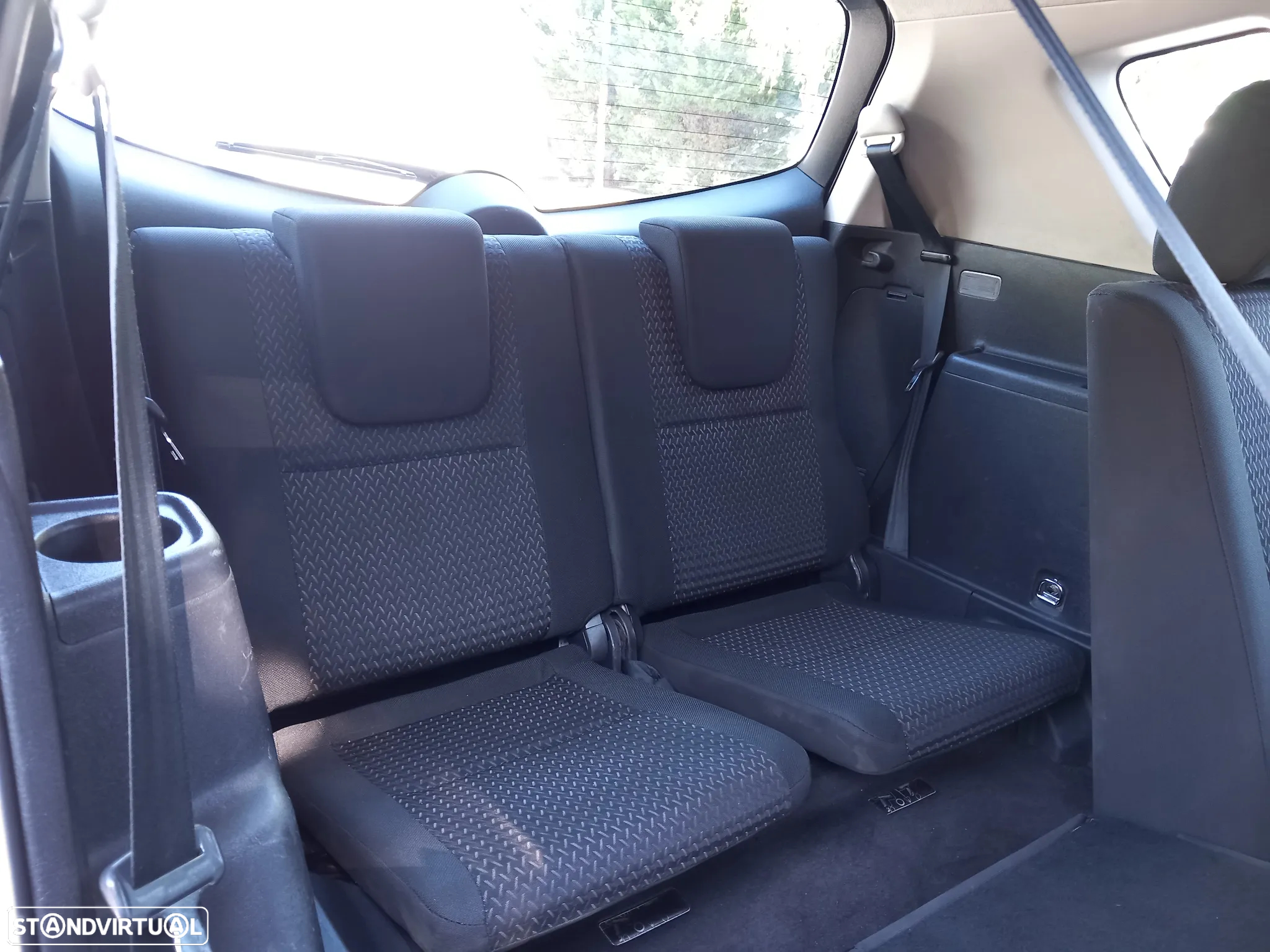 Toyota Corolla Verso 2.2 D-4D Sol - 10