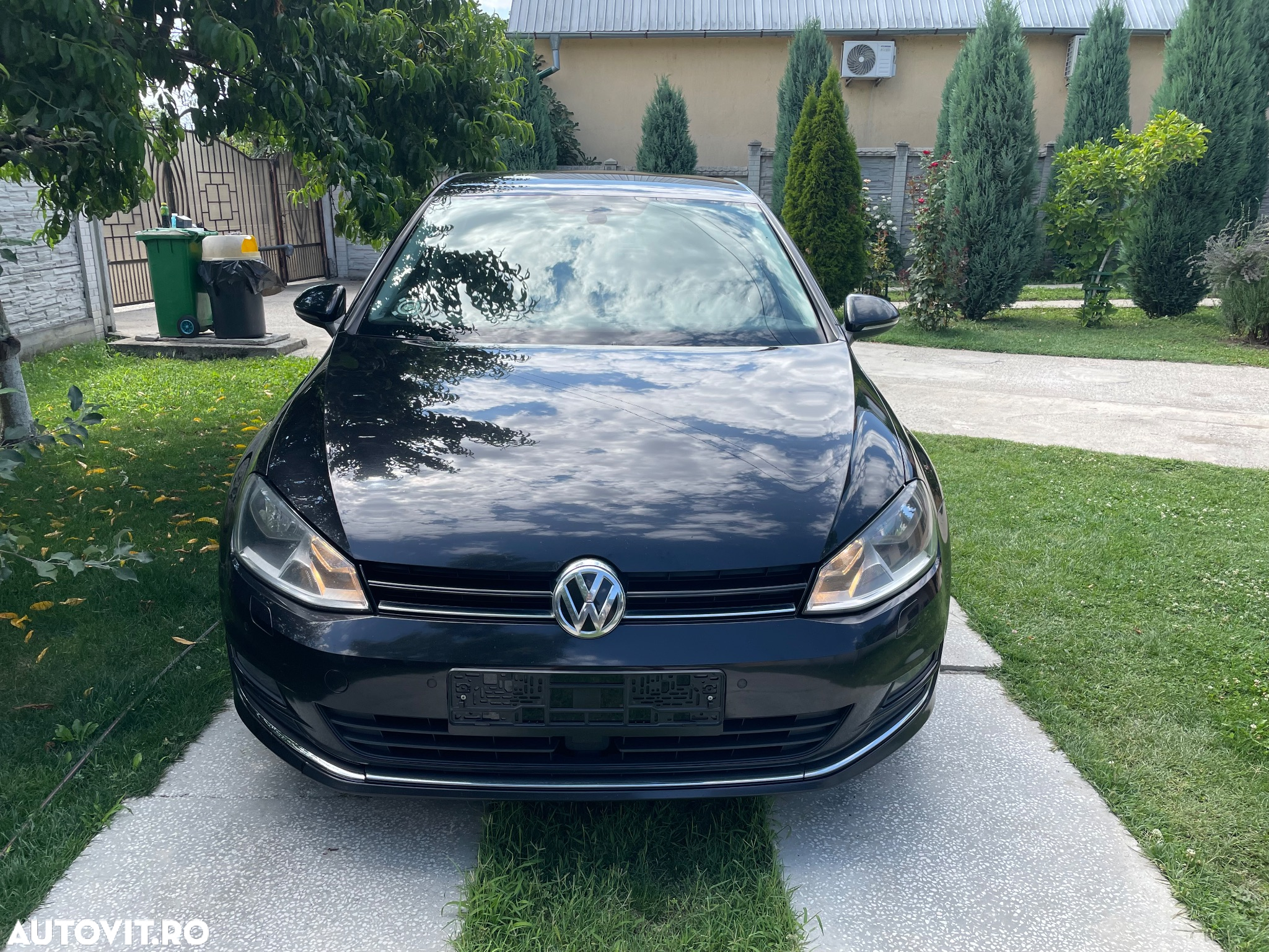 Volkswagen Golf - 15